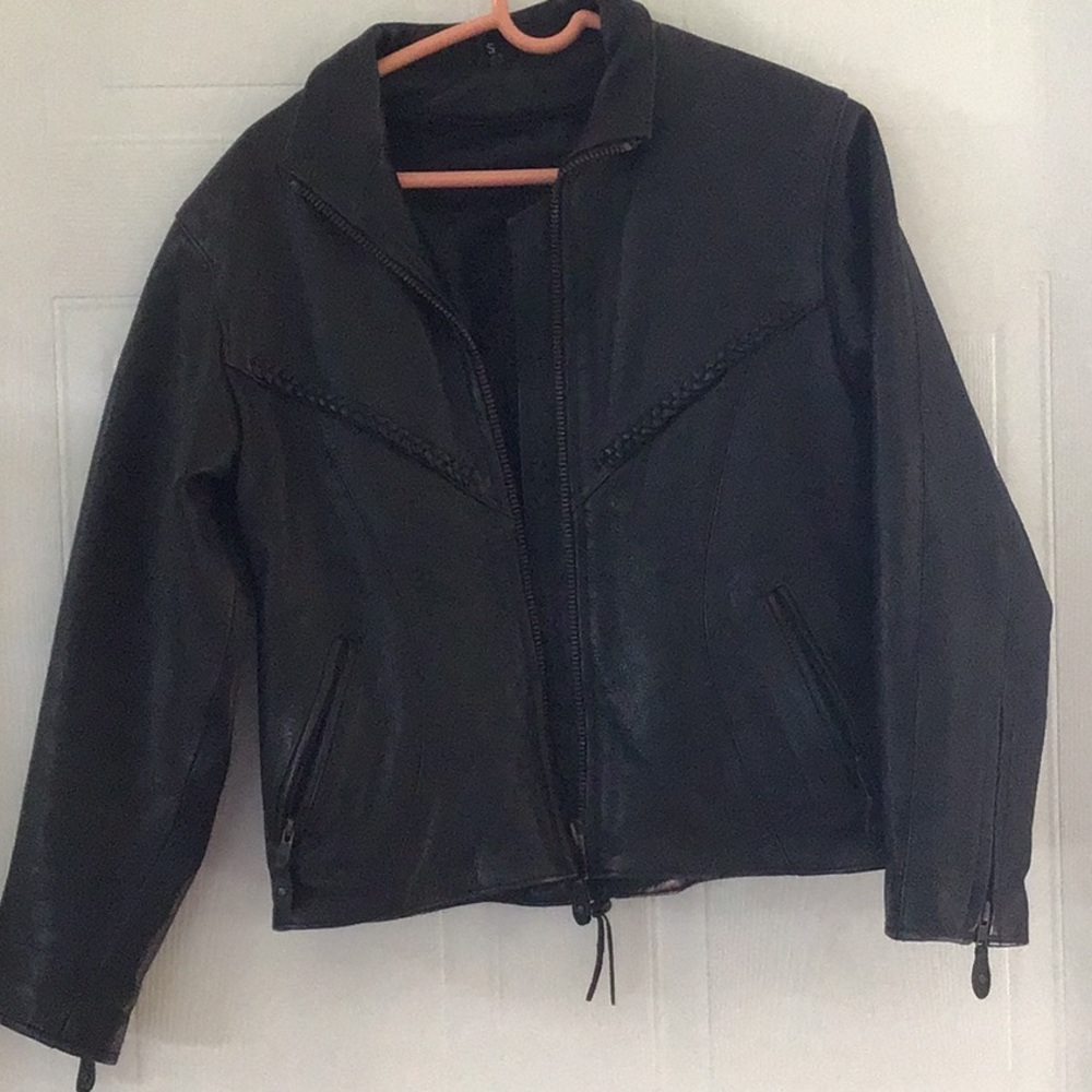 Women’s leather jacket